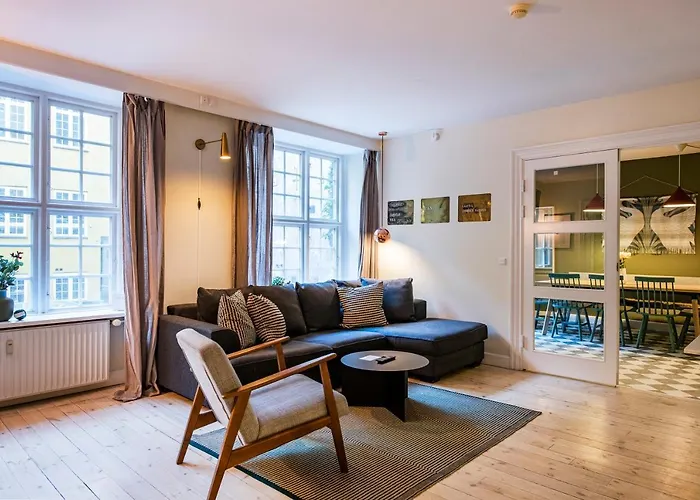 Churchill 3Br By Daniel&Jacob'S
